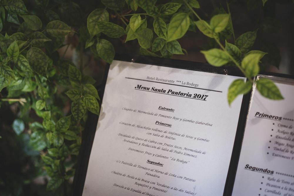 Hotel La Bodega La Almunia de Doña Godina Kültér fotó